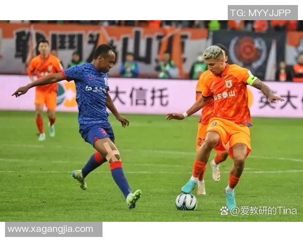 北京足球队默契配合的背后故事与战术分析