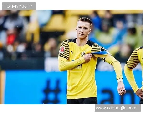 足球巨星归来重返母队续写辉煌传奇再创佳绩 足球巨星归来重返母队续写辉煌传奇再创佳绩